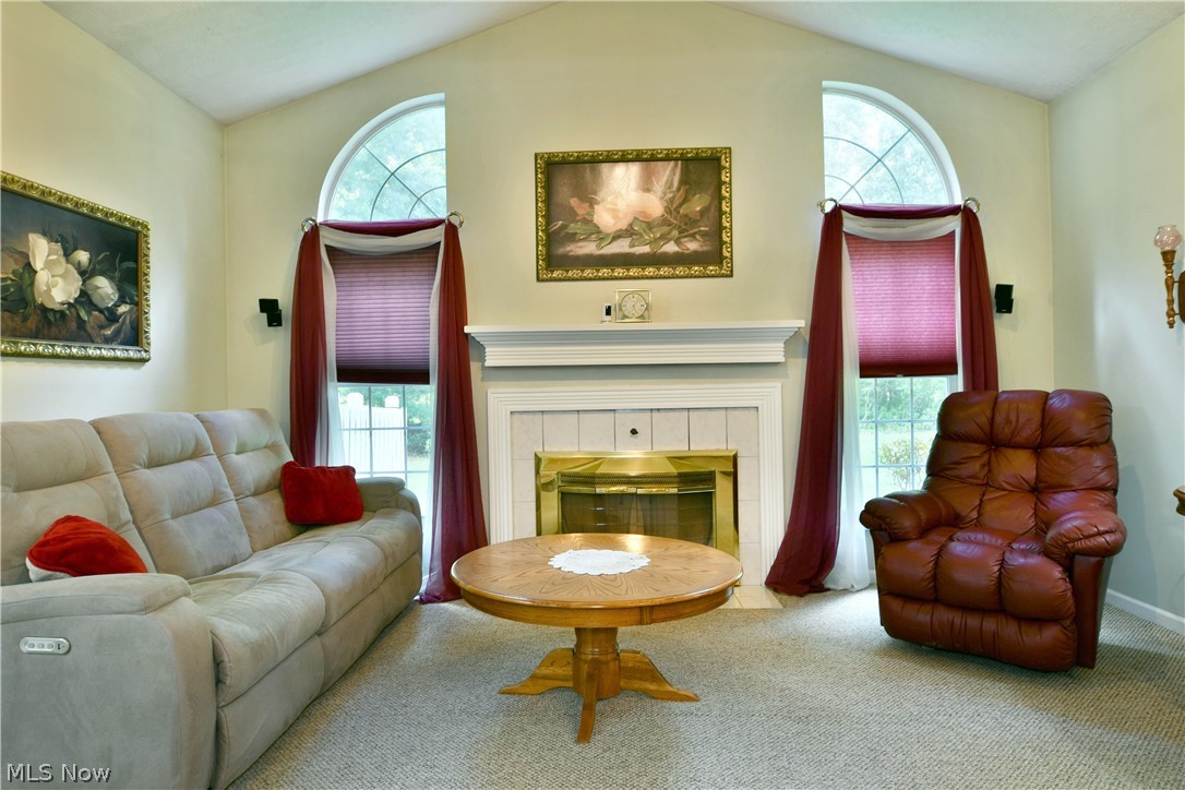38 Woodland Chase Boulevard Niles OH 44446