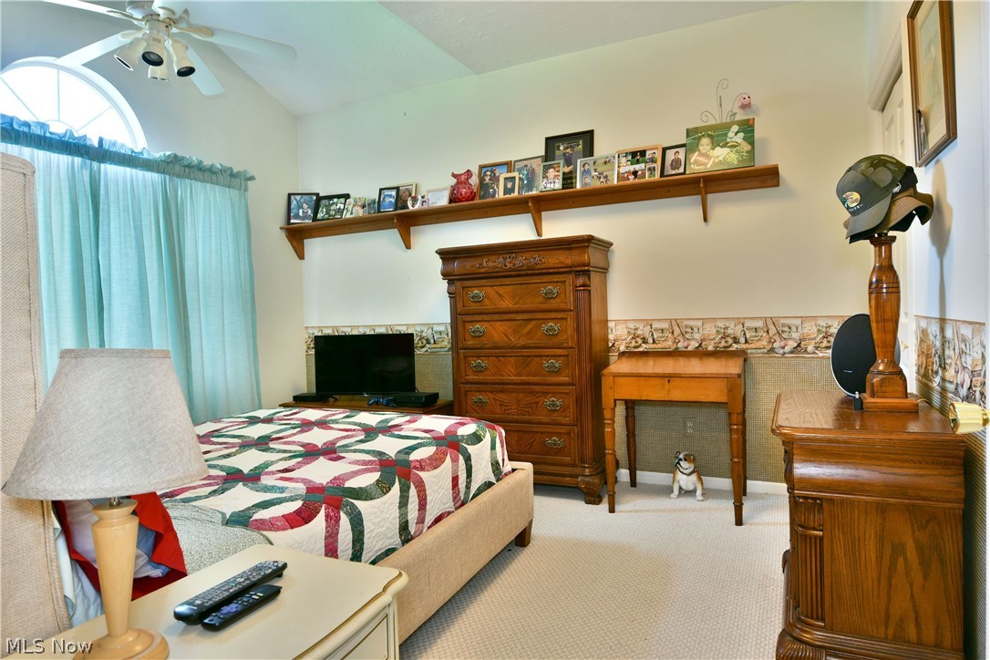 38 Woodland Chase Boulevard Niles OH 44446