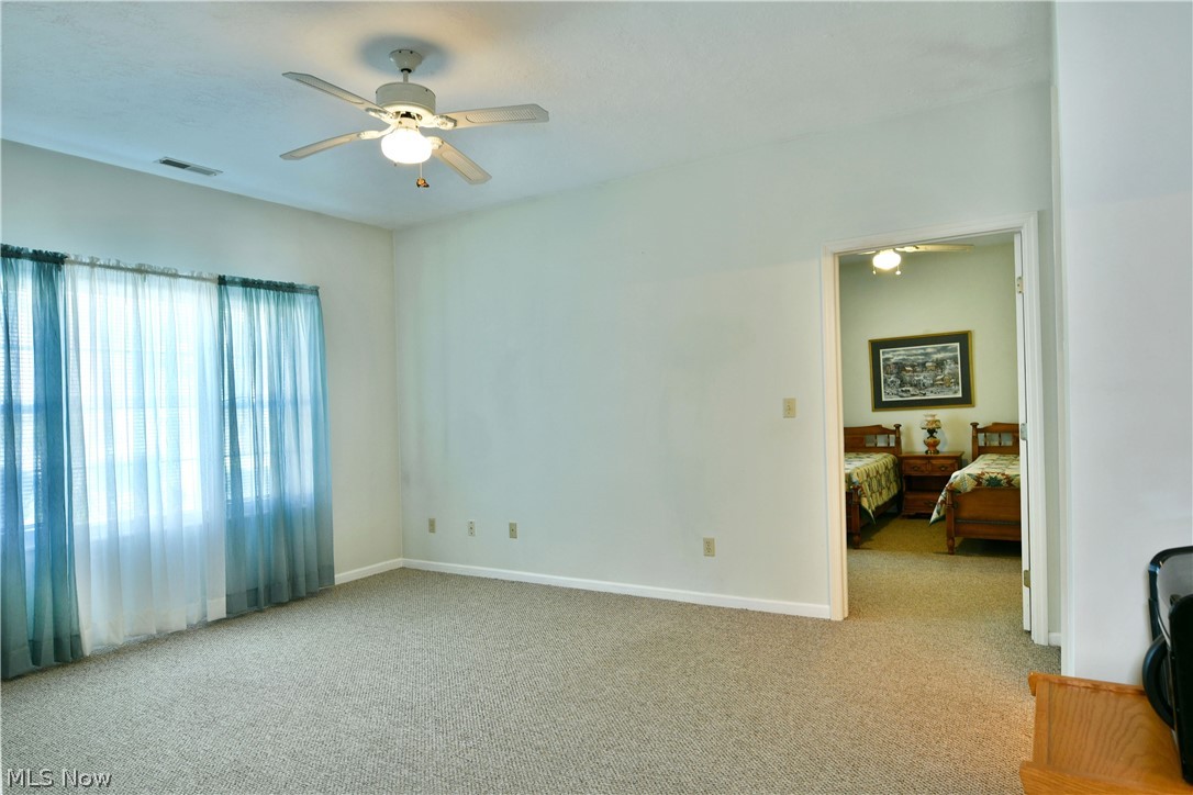 38 Woodland Chase Boulevard Niles OH 44446