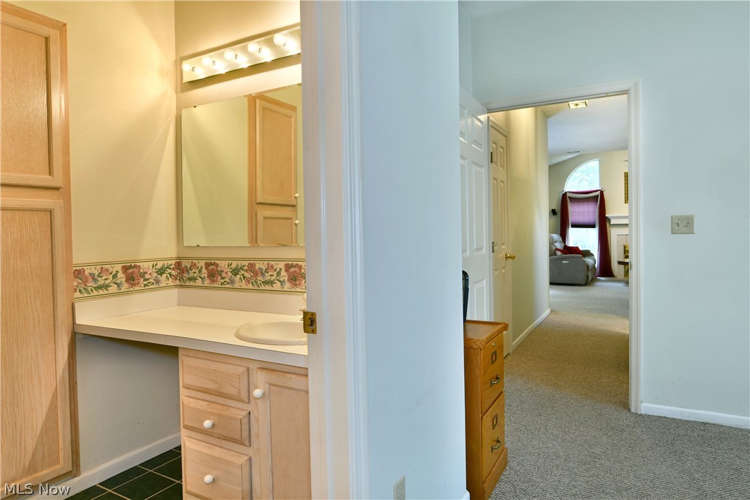 38 Woodland Chase Boulevard Niles OH 44446