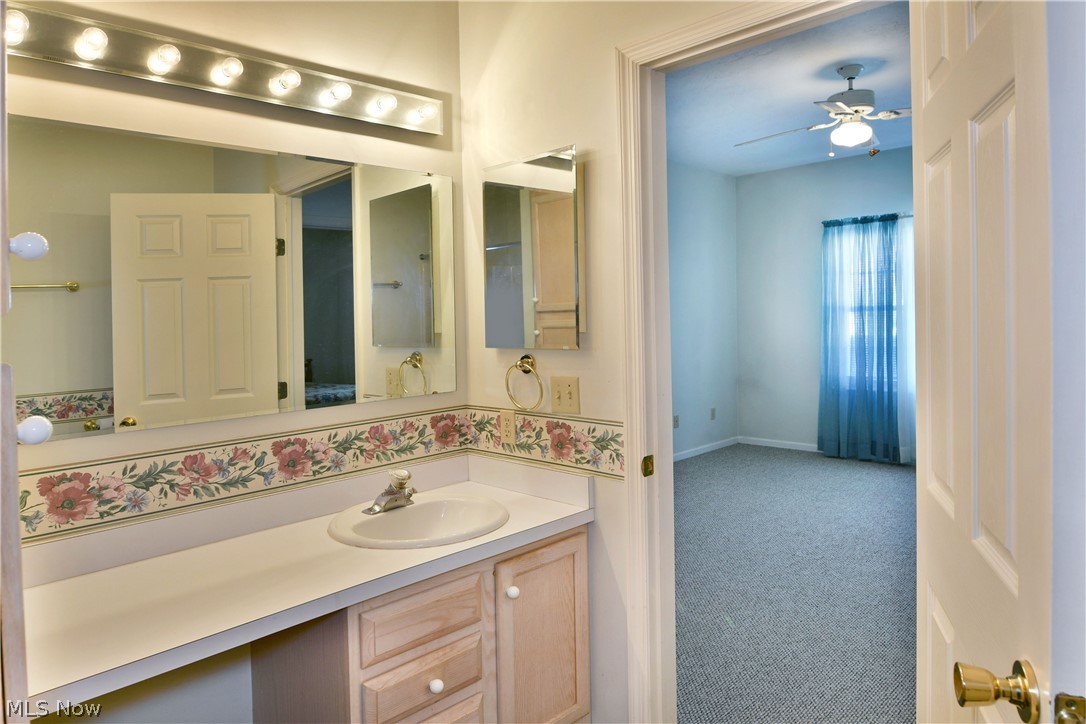 38 Woodland Chase Boulevard Niles OH 44446