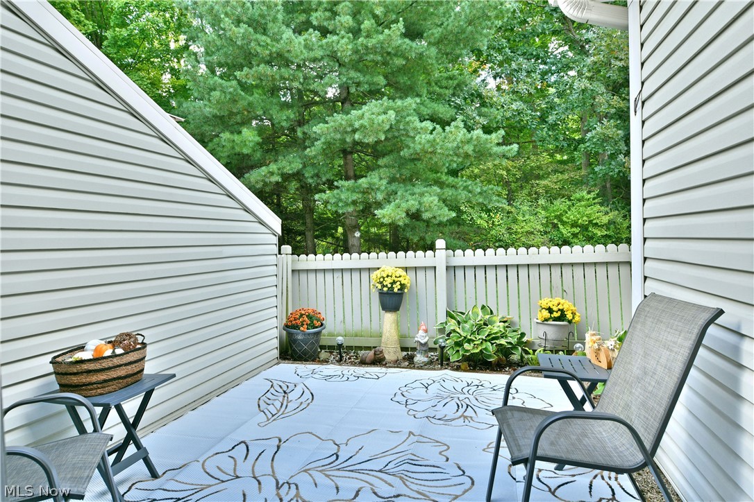 38 Woodland Chase Boulevard Niles OH 44446