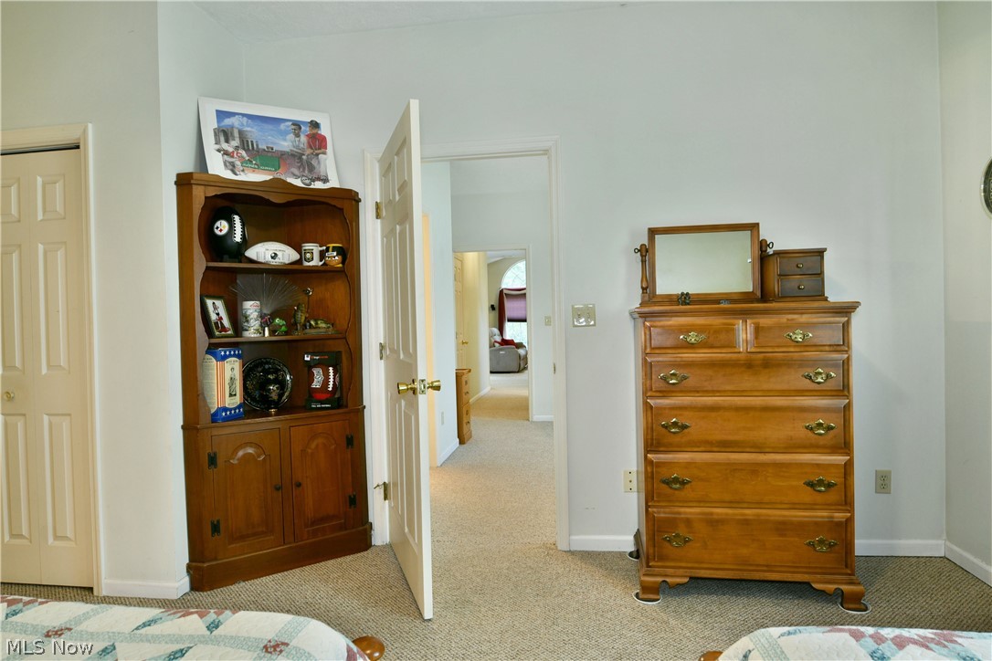 38 Woodland Chase Boulevard Niles OH 44446