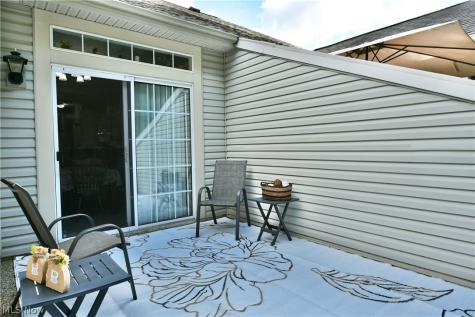 38 Woodland Chase Boulevard Niles OH 44446