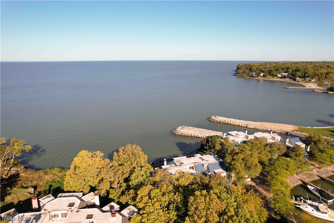 4290 Marin Boulevard Port Clinton OH 43452
