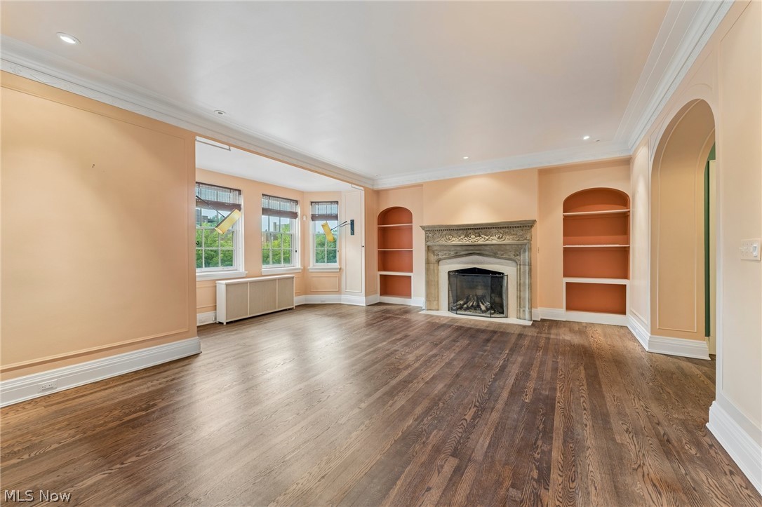 13615 Shaker Boulevard Cleveland OH 44120