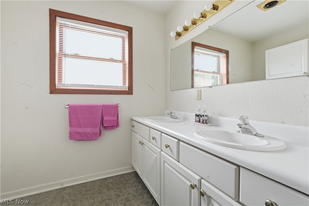 6387 Teal Bend Oak Harbor OH 43449