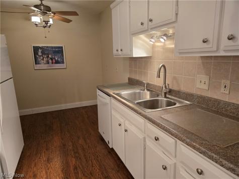 20333 Detroit Road Rocky River OH 44116