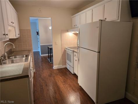 20333 Detroit Road Rocky River OH 44116