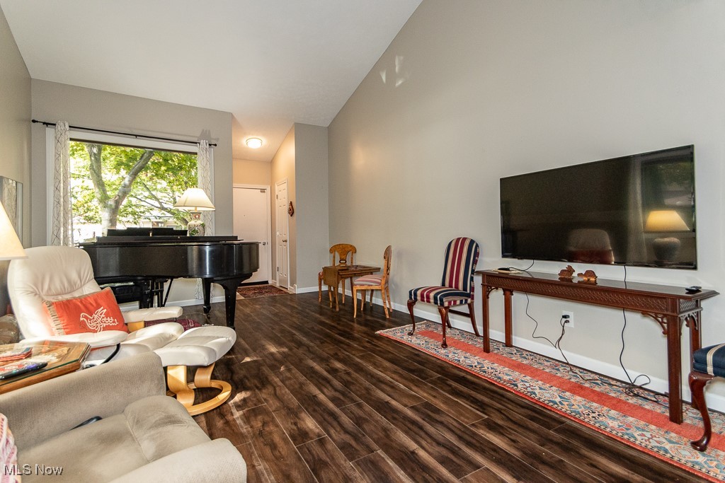 9683 Abbeyshire Way Mentor OH 44060