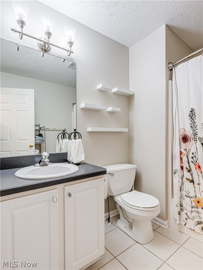 1219 W 69th Street Cleveland OH 44102