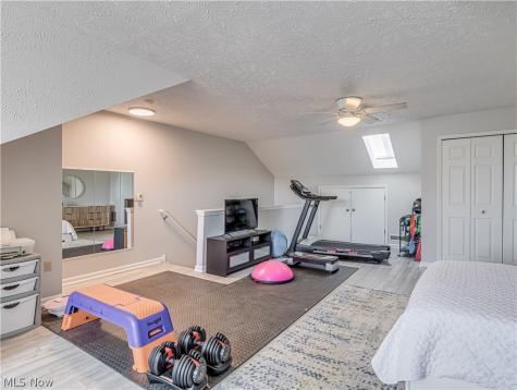 1219 W 69th Street Cleveland OH 44102