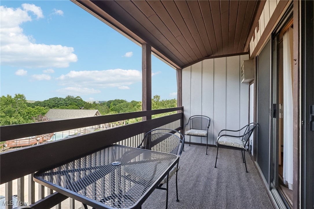 1543 Treetop Trail Akron OH 44313