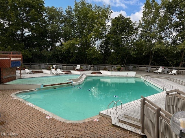 1543 Treetop Trail Akron OH 44313