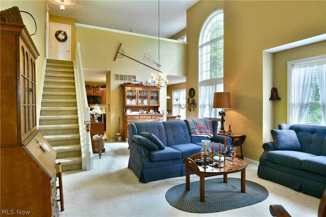 502 Turnberry Court NE Warren OH 44484