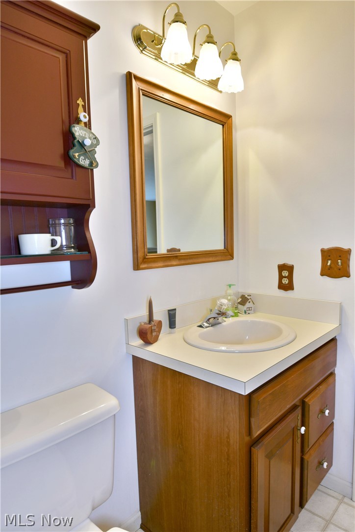 502 Turnberry Court NE Warren OH 44484