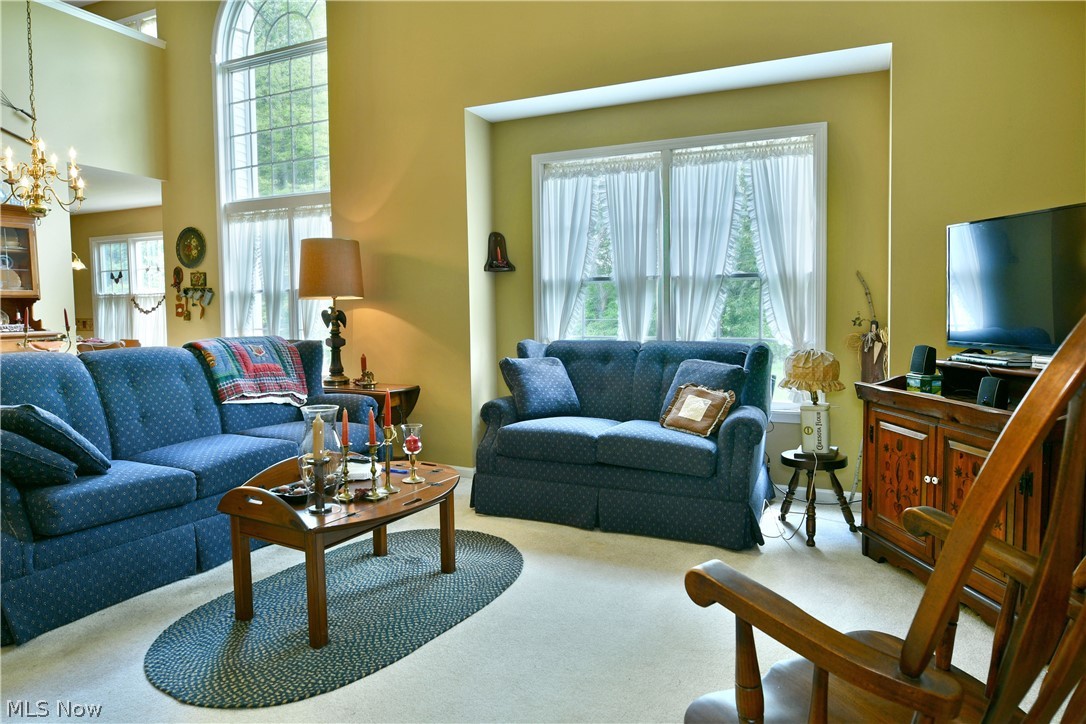 502 Turnberry Court NE Warren OH 44484