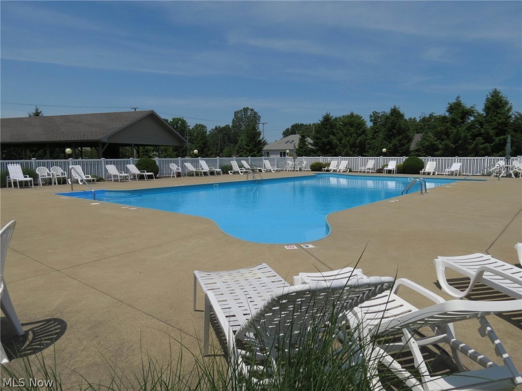 2111 Lakefield Drive Huron OH 44839