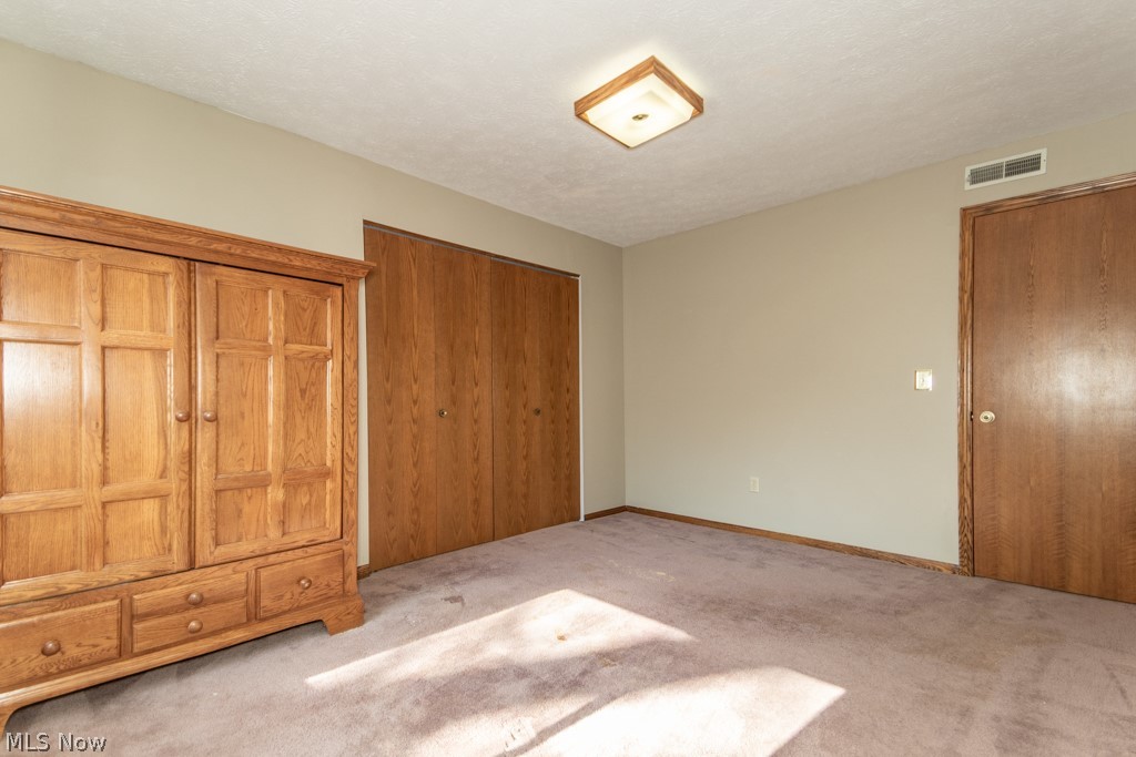 562 Meredith Lane Cuyahoga Falls OH 44223
