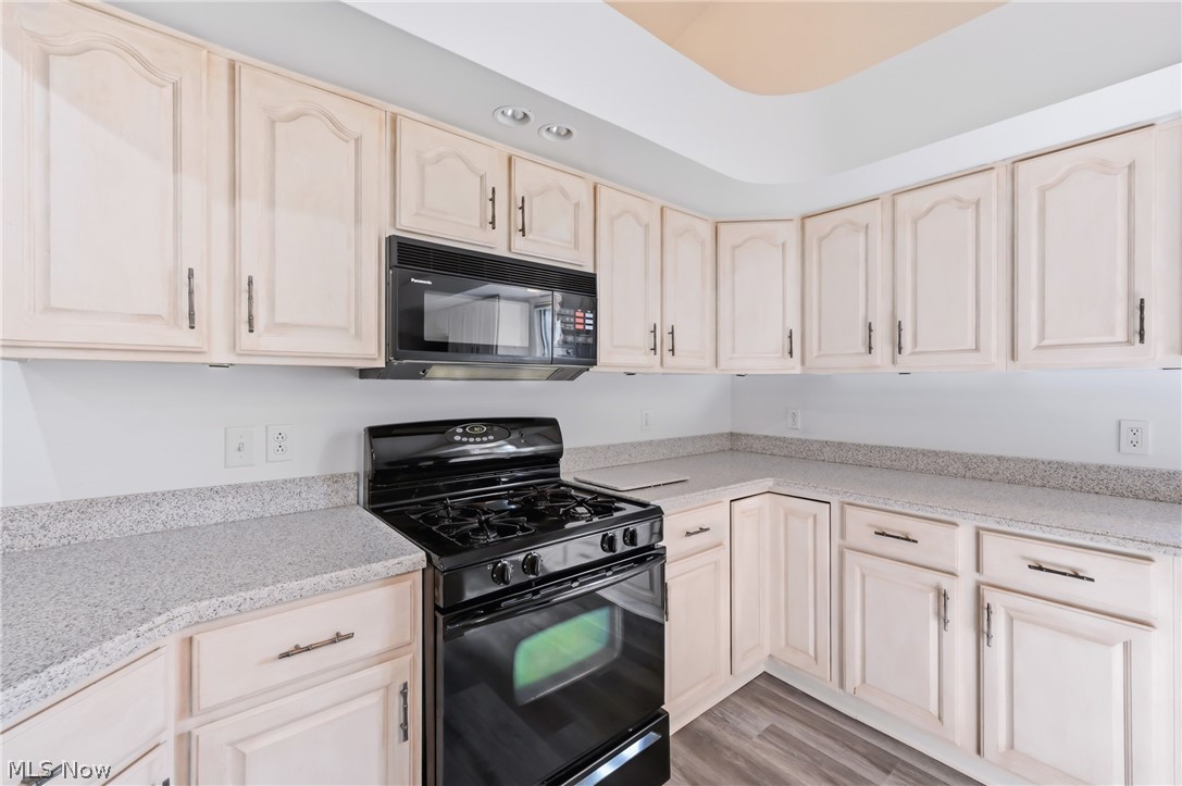 3721 Mercedes Place Canfield OH 44406