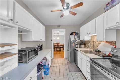 2511 Overlook Road Cleveland Heights OH 44106