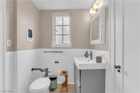2511 Overlook Road Cleveland Heights OH 44106