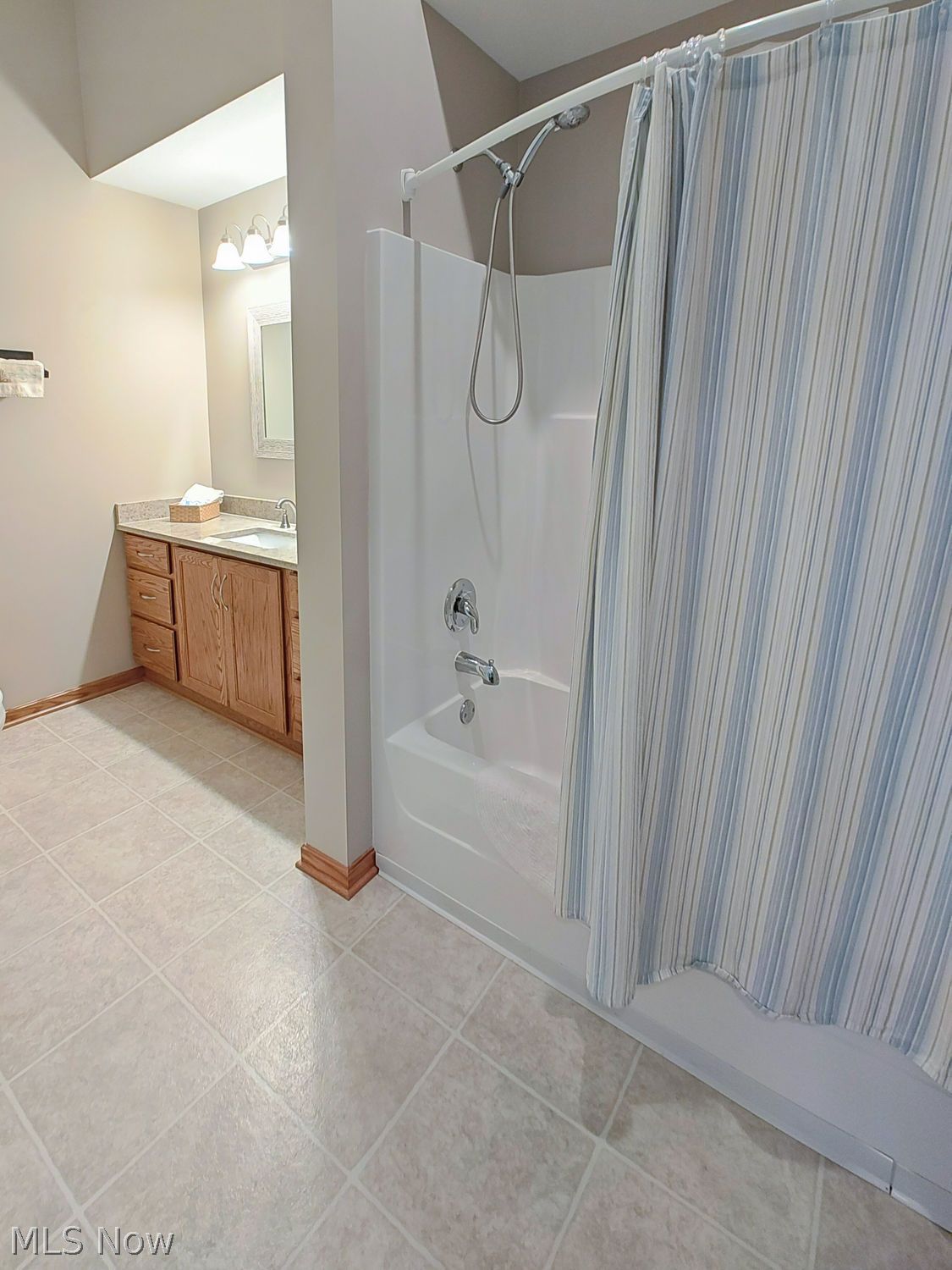 9264 Sharrott Road Poland OH 44514