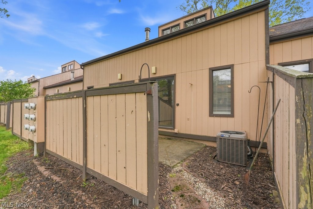 614 James Avenue Cuyahoga Falls OH 44221