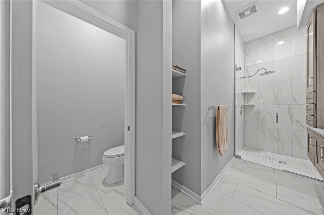 3110 Vine Court Cleveland OH 44113