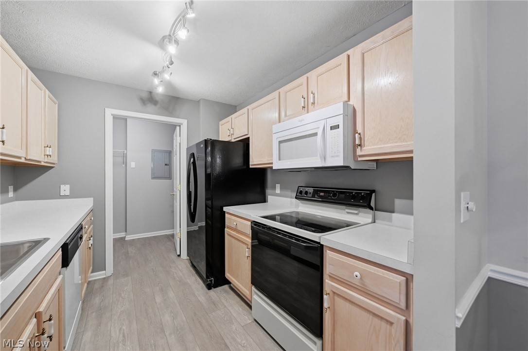3394 Lenox Village Drive Fairlawn OH 44333