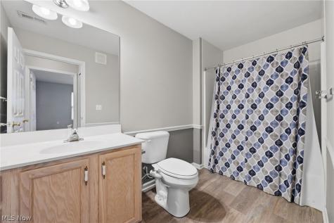 3394 Lenox Village Drive Fairlawn OH 44333