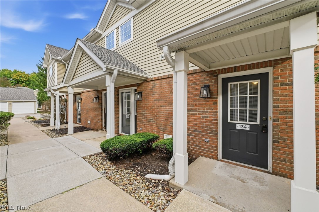 3394 Lenox Village Drive Fairlawn OH 44333
