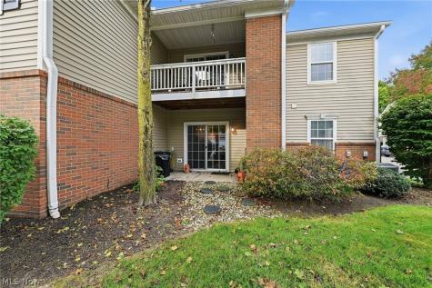 3394 Lenox Village Drive Fairlawn OH 44333