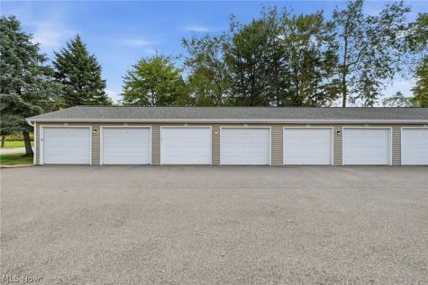 3394 Lenox Village Drive Fairlawn OH 44333