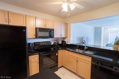 4745 Fenwick Avenue Cleveland OH 44102