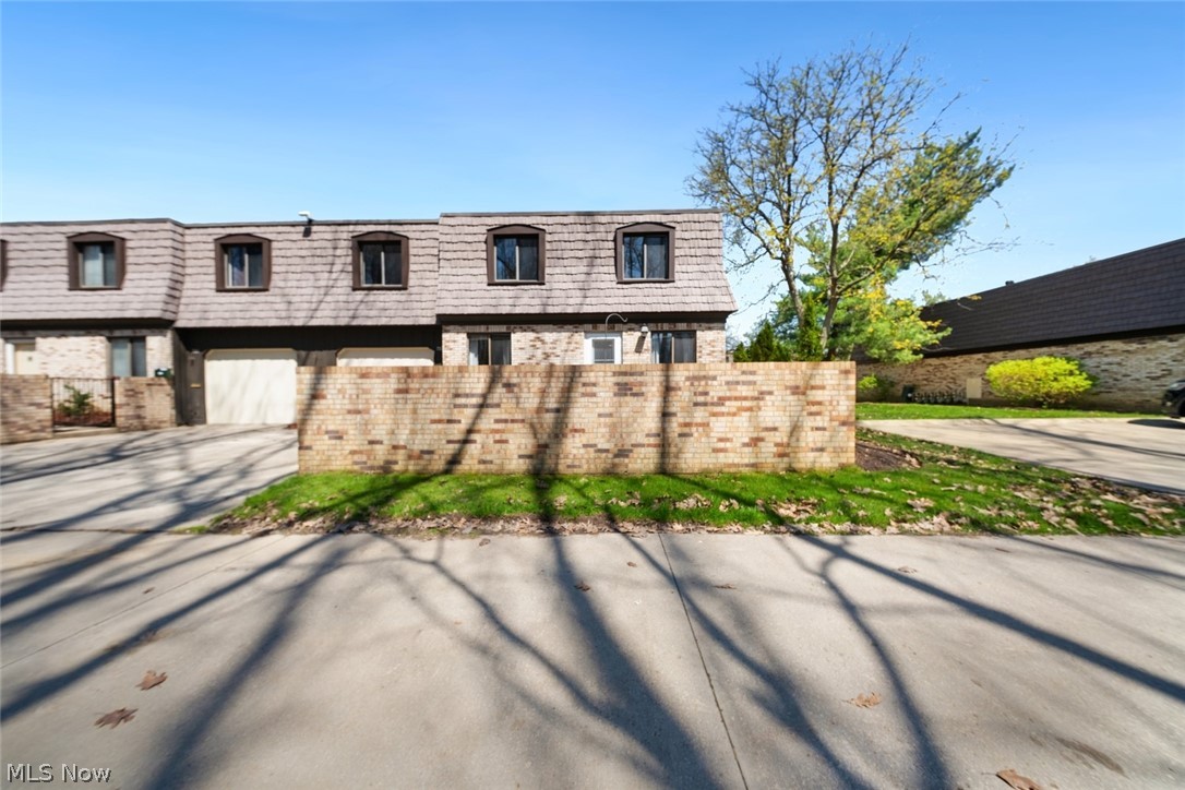 723 Tollis Parkway Broadview Heights OH 44147