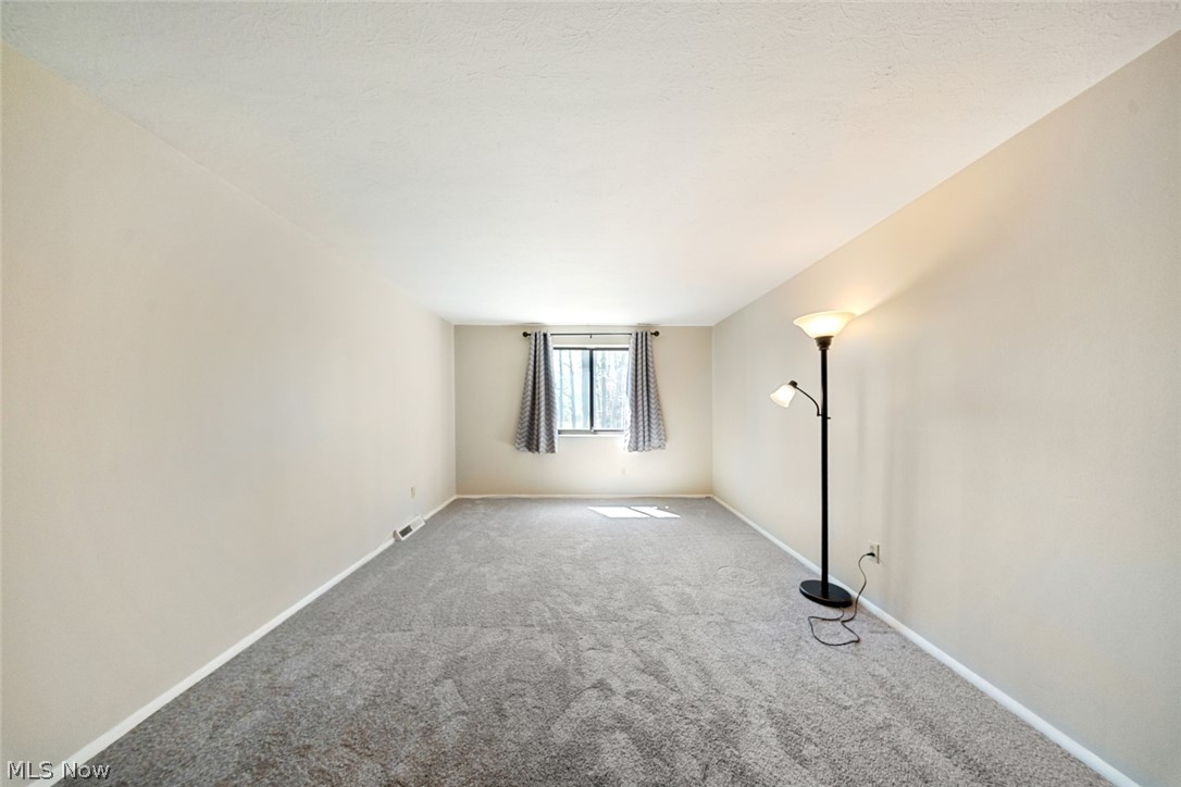 723 Tollis Parkway Broadview Heights OH 44147