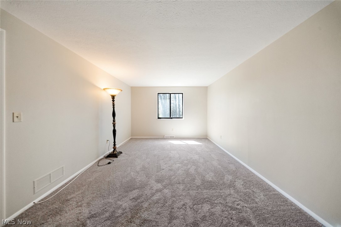 723 Tollis Parkway Broadview Heights OH 44147