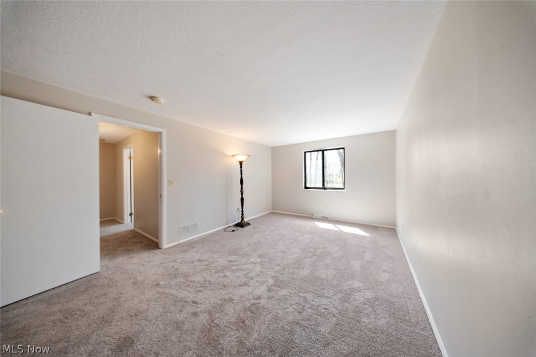 723 Tollis Parkway Broadview Heights OH 44147