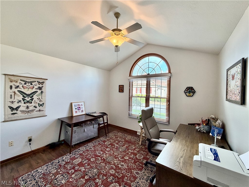 22 Walker Circle Girard OH 44420
