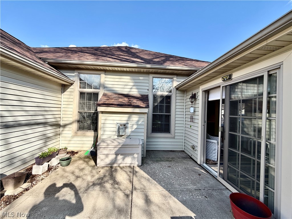 22 Walker Circle Girard OH 44420