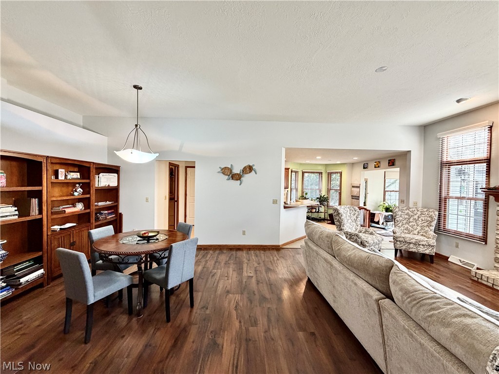 22 Walker Circle Girard OH 44420