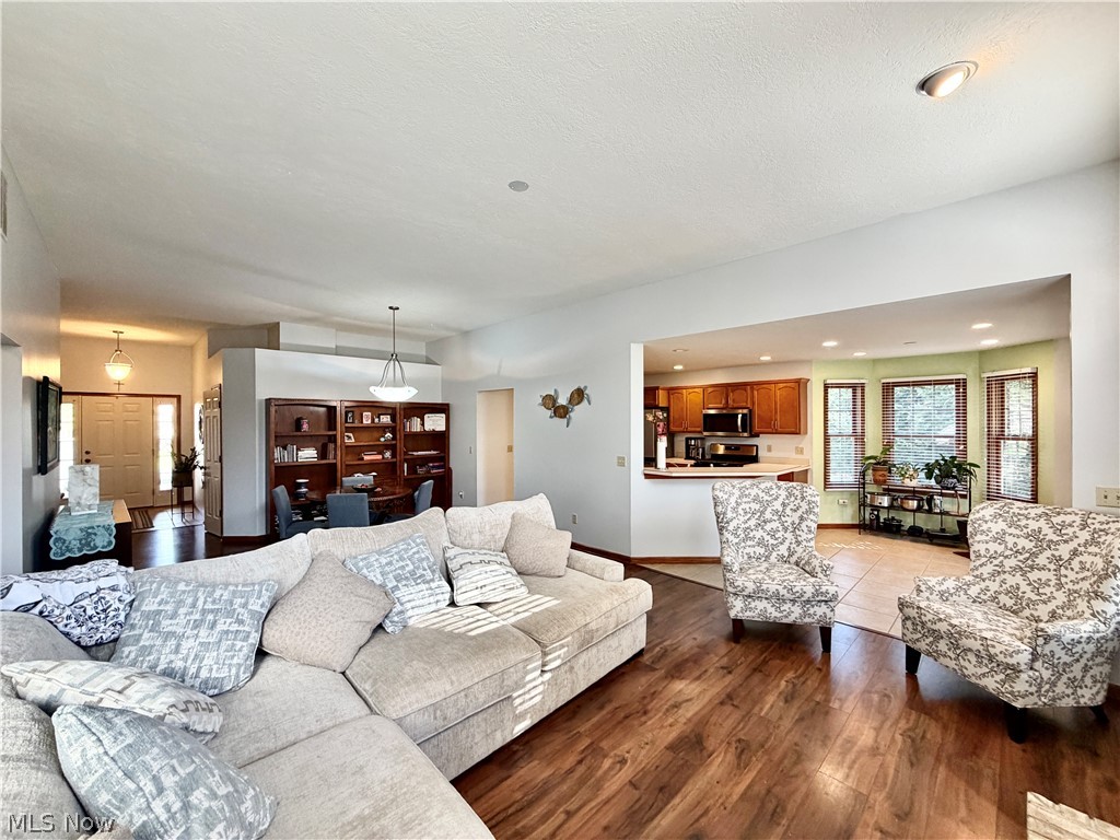 22 Walker Circle Girard OH 44420