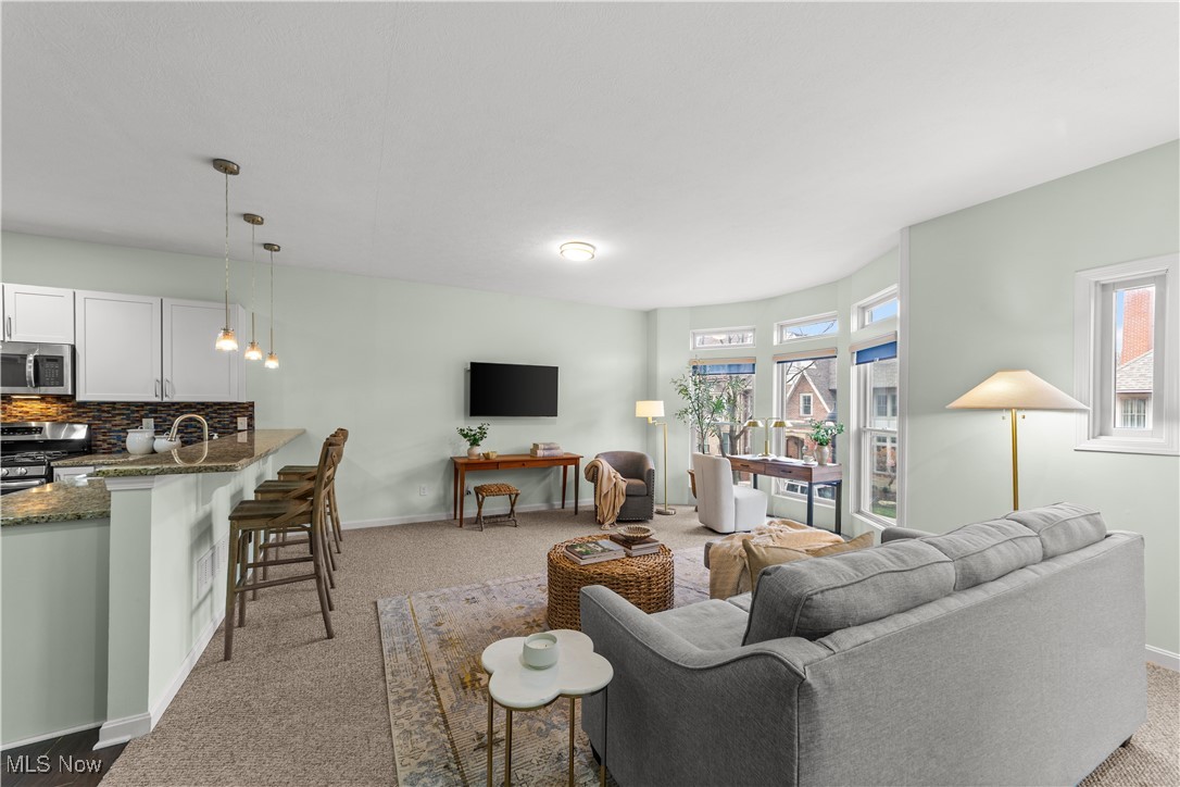 123 Vine Street Westlake OH 44145