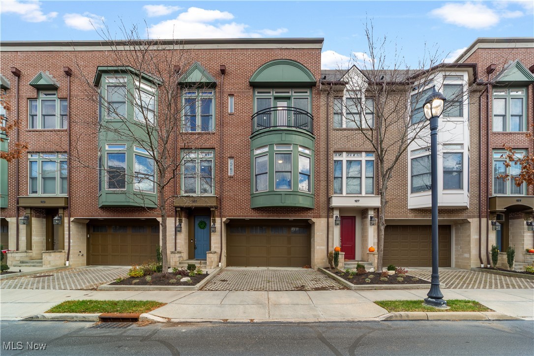 123 Vine Street Westlake OH 44145