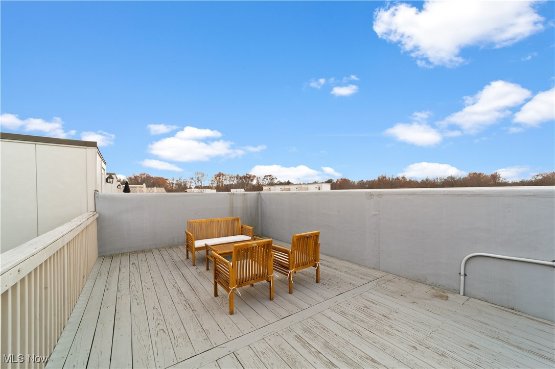 123 Vine Street Westlake OH 44145