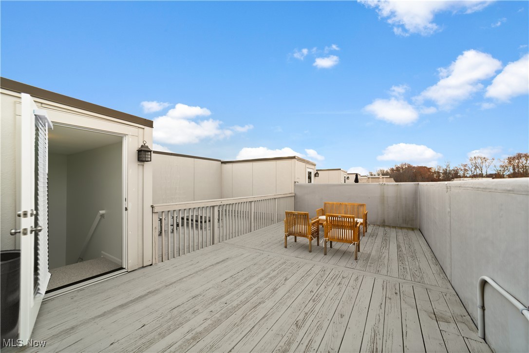 123 Vine Street Westlake OH 44145