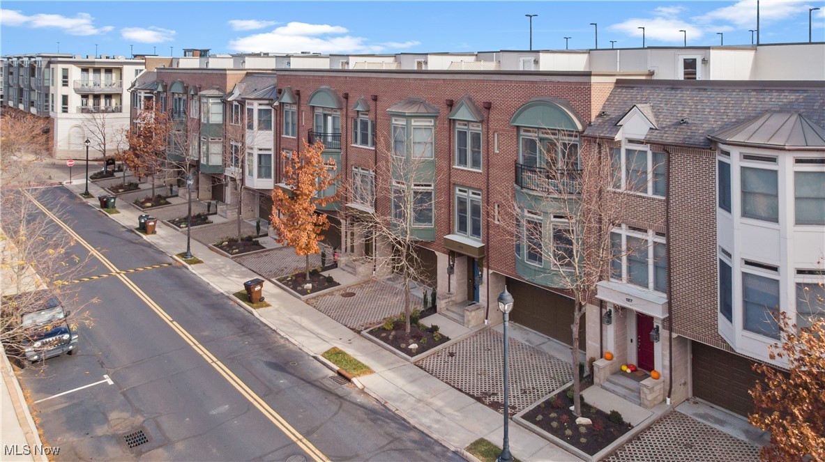 123 Vine Street Westlake OH 44145