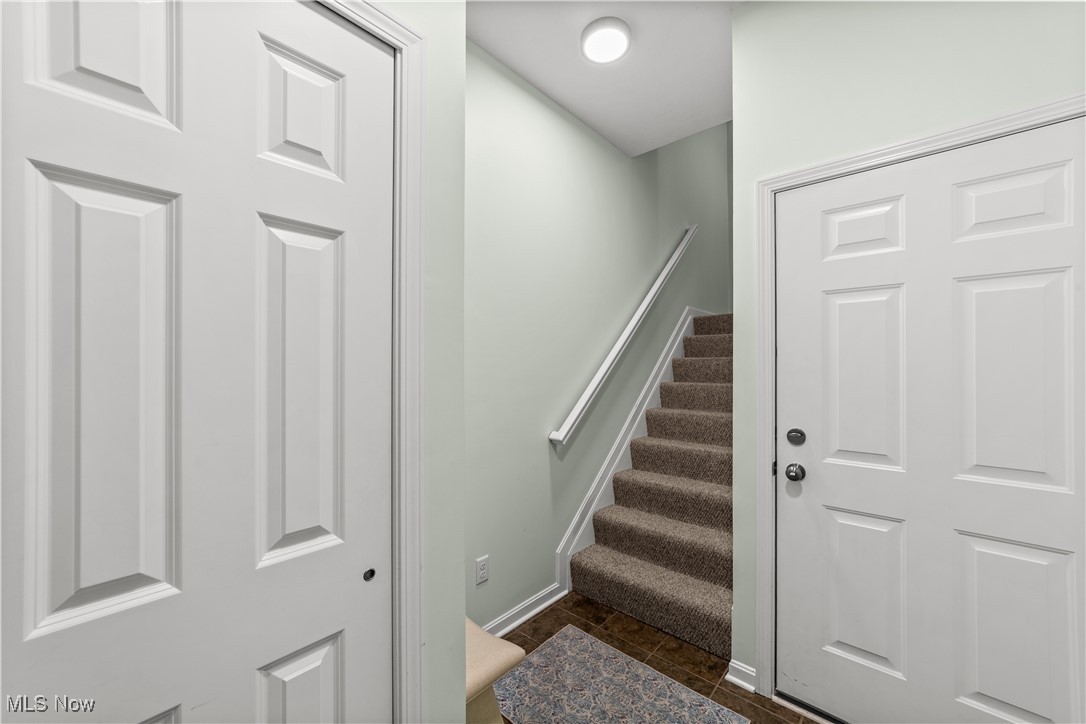 123 Vine Street Westlake OH 44145