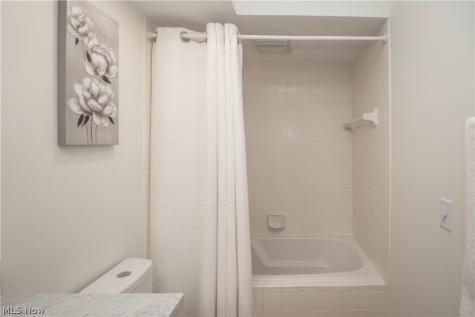 117 Brookview Drive SW North Canton OH 44709